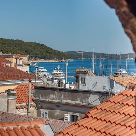 Apartments Argemonia Mali Losinj Bagian luar foto