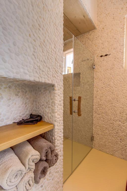 Apartments Argemonia Mali Losinj Bagian luar foto