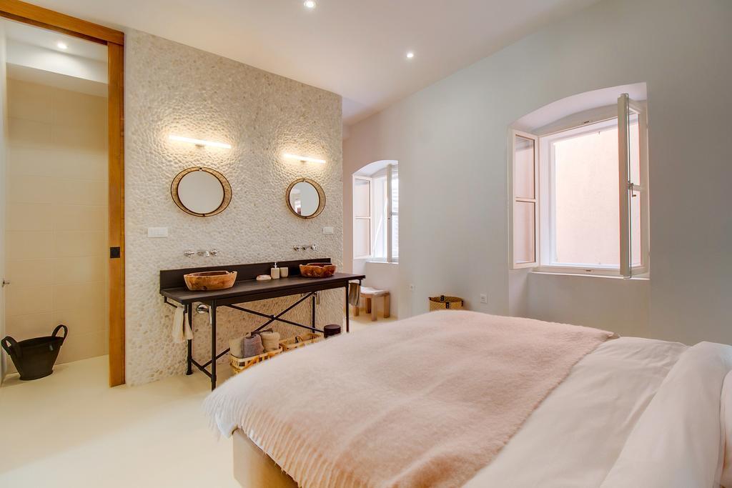 Apartments Argemonia Mali Losinj Bagian luar foto