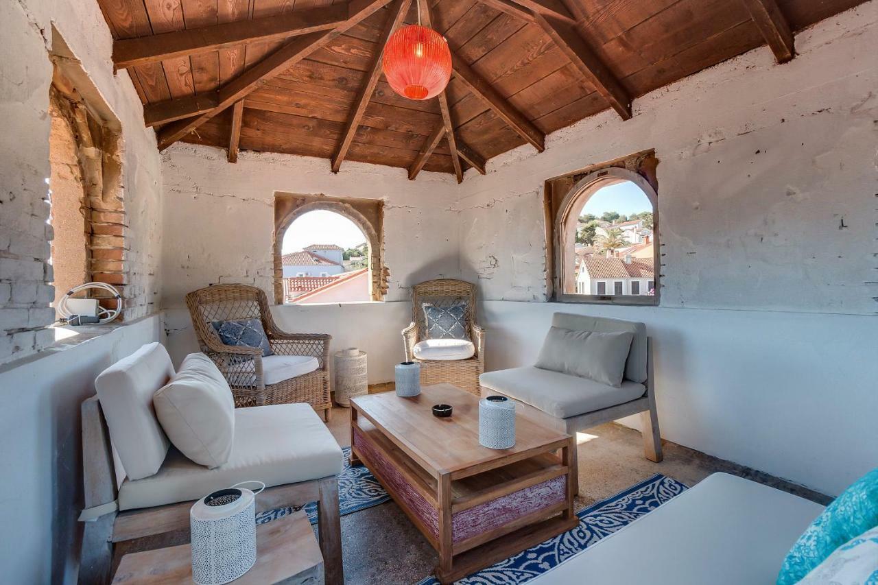 Apartments Argemonia Mali Losinj Bagian luar foto