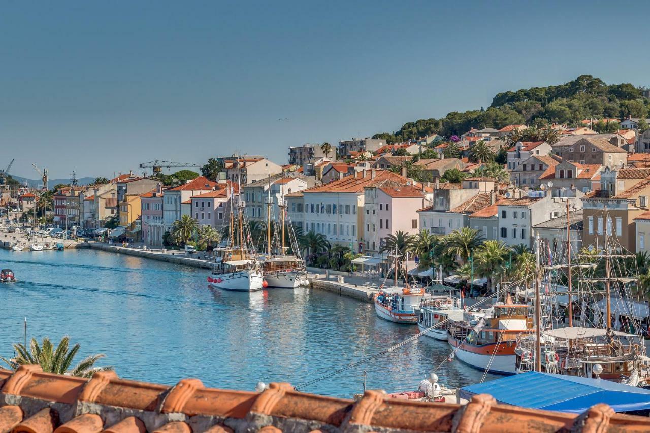 Apartments Argemonia Mali Losinj Bagian luar foto