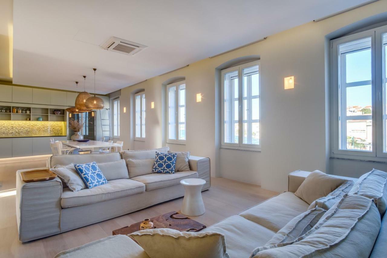 Apartments Argemonia Mali Losinj Bagian luar foto