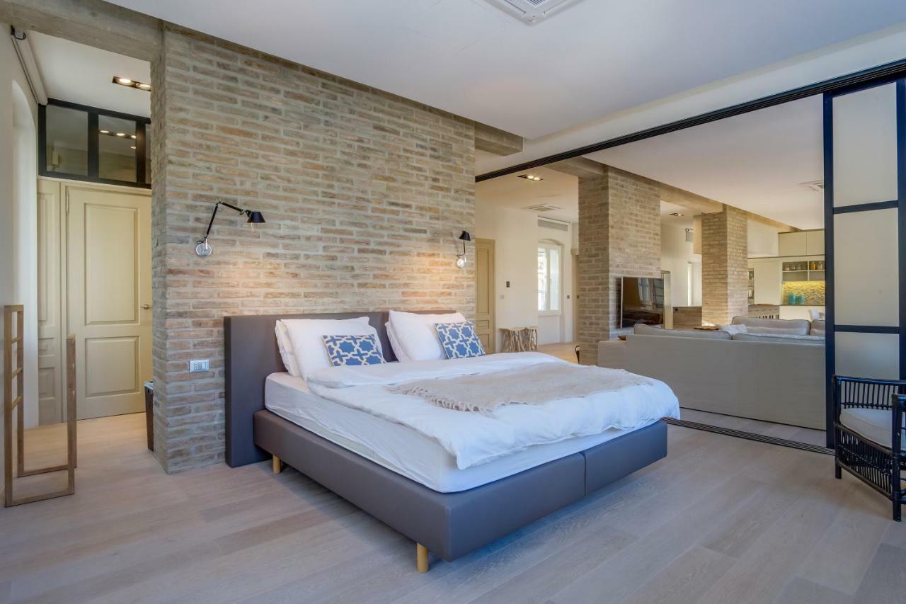 Apartments Argemonia Mali Losinj Bagian luar foto